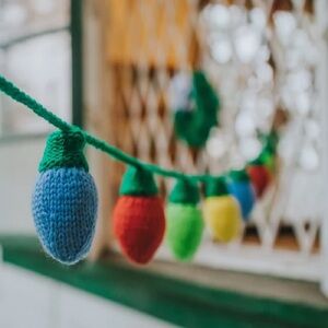 Knit Christmas Lights Garland